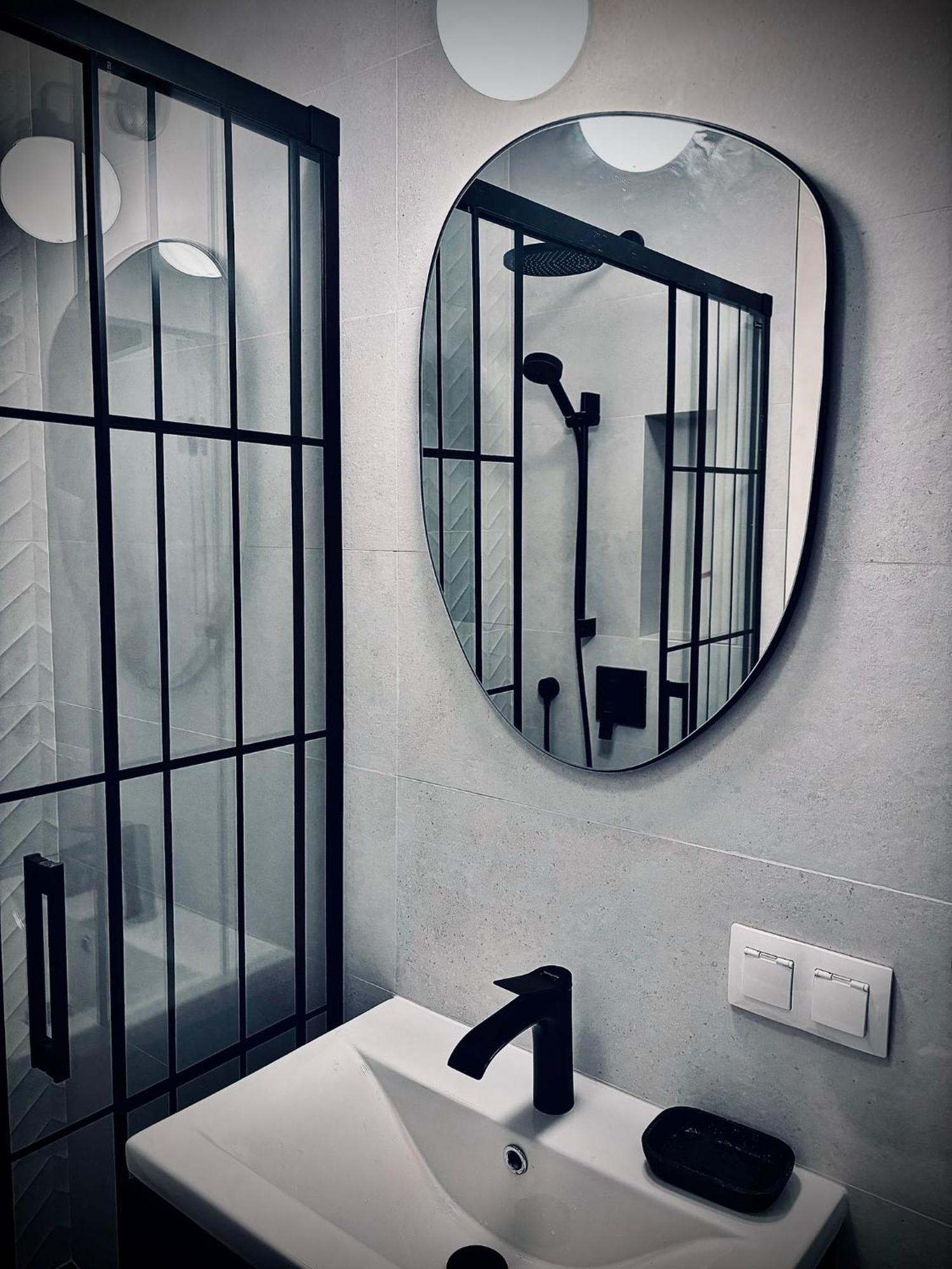 Apartament White Glove Deluxe Stocznia Montownia Danzica Esterno foto